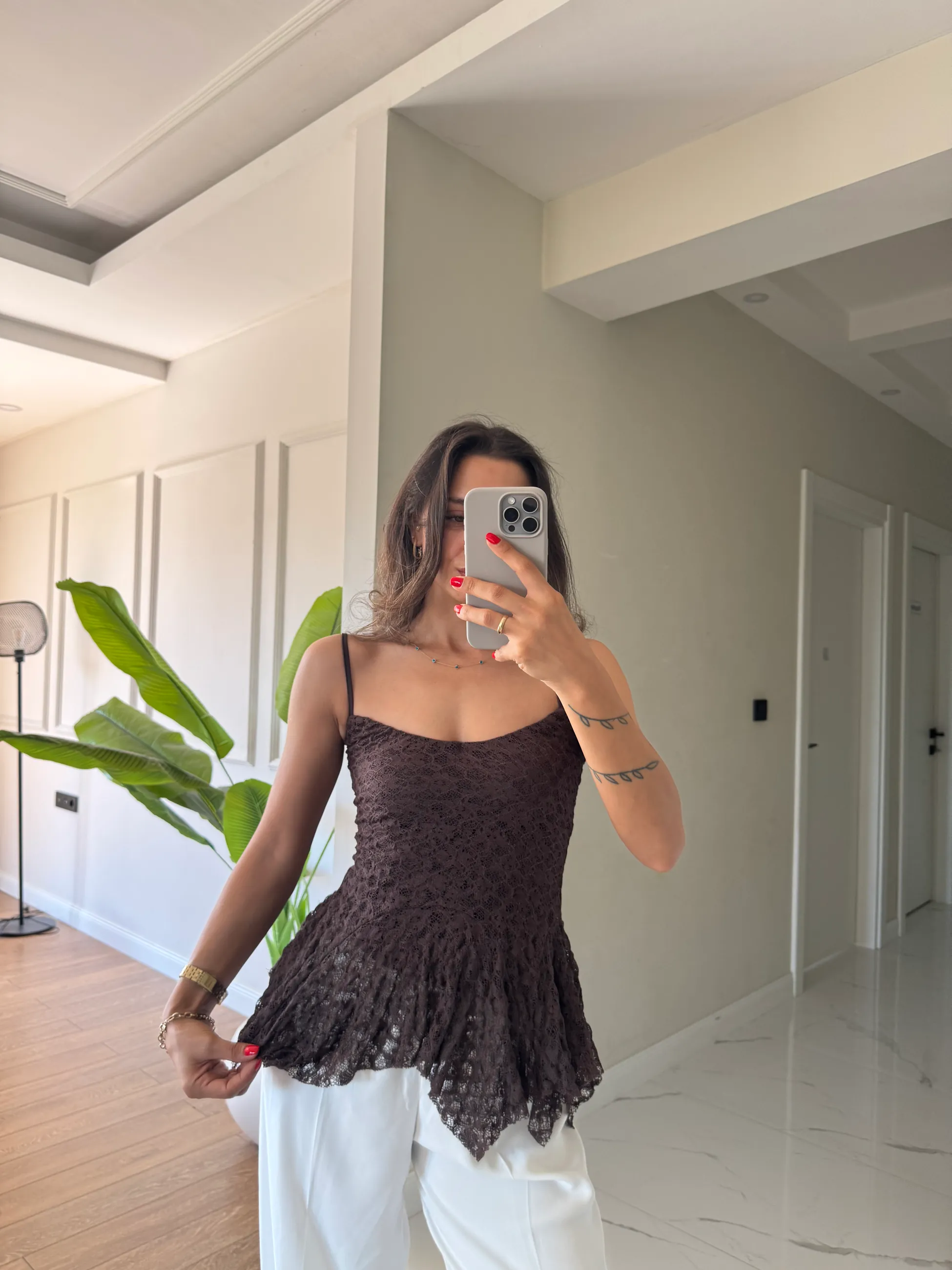 Dantelli Askılı Bluz